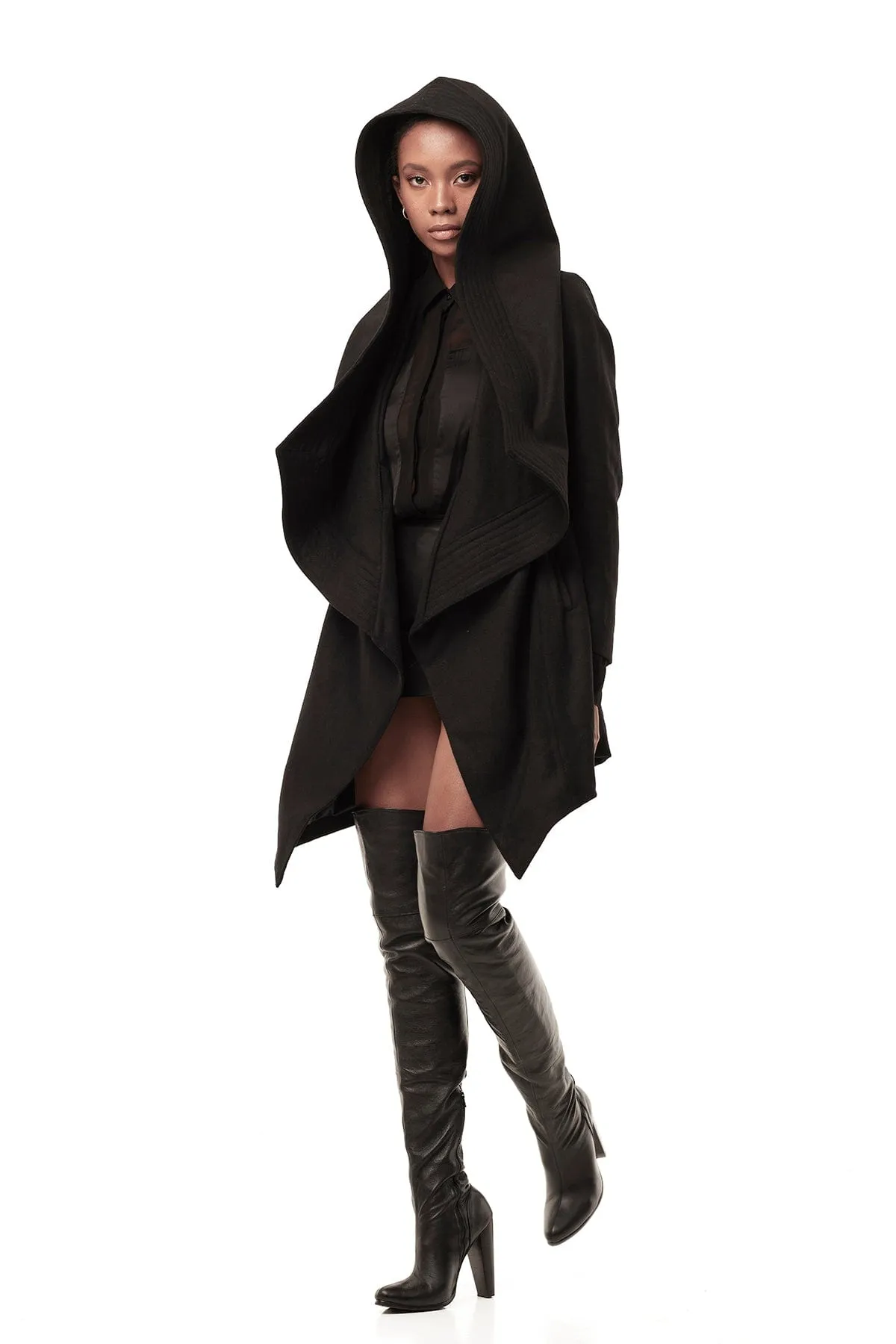 DRAPED HOOD COAT IN BLACK