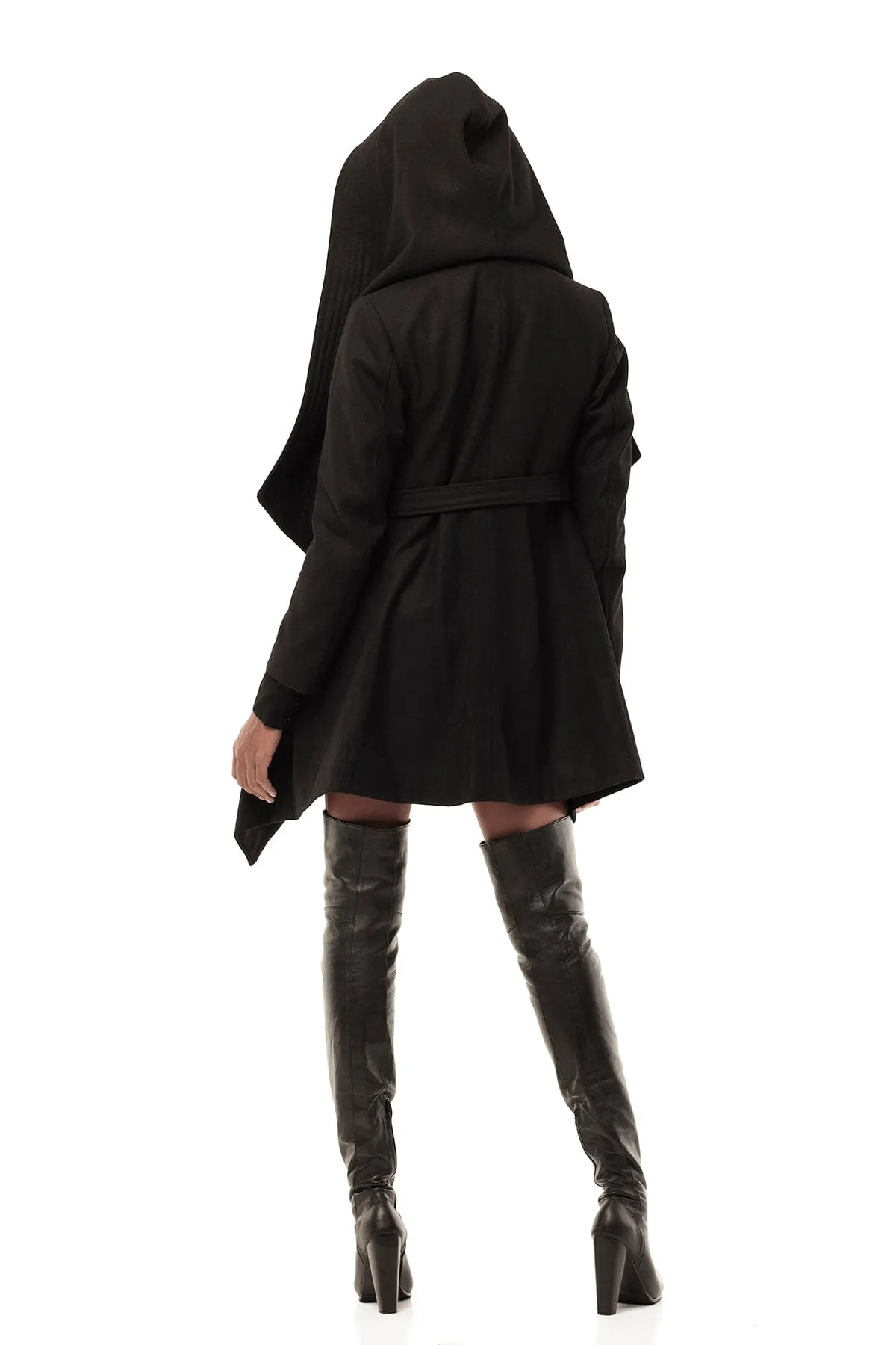 DRAPED HOOD COAT IN BLACK