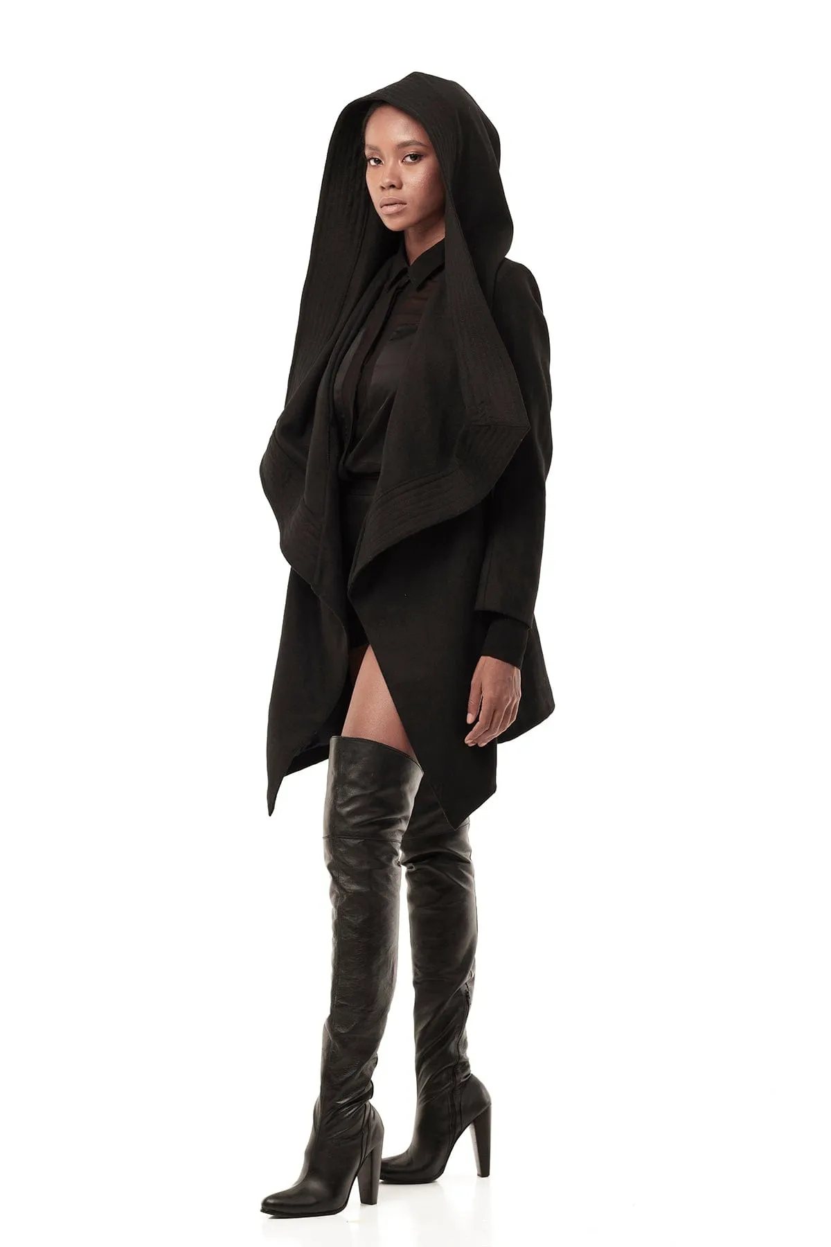 DRAPED HOOD COAT IN BLACK