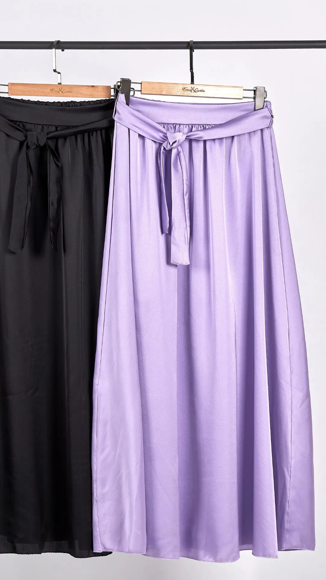 Ema&Carla - Satin Tie Belt Skirt