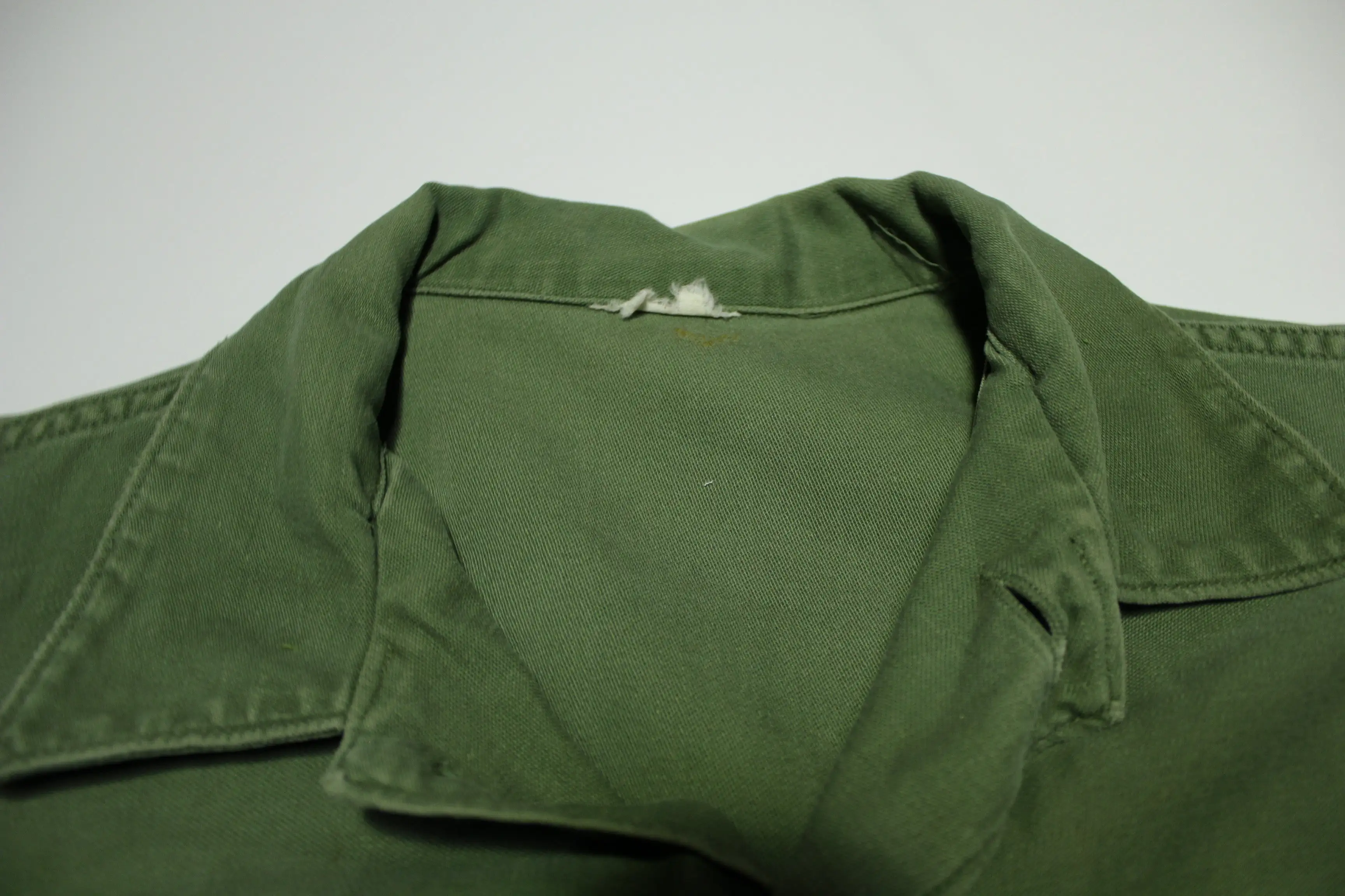 Shirt Utility Sateen OG-107 DLA100 Vintage 60s Military Army Issue Drab Olive Shirt