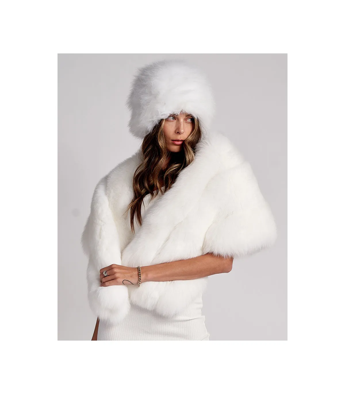 White Fox Fur Stole: FurHatWorld.com