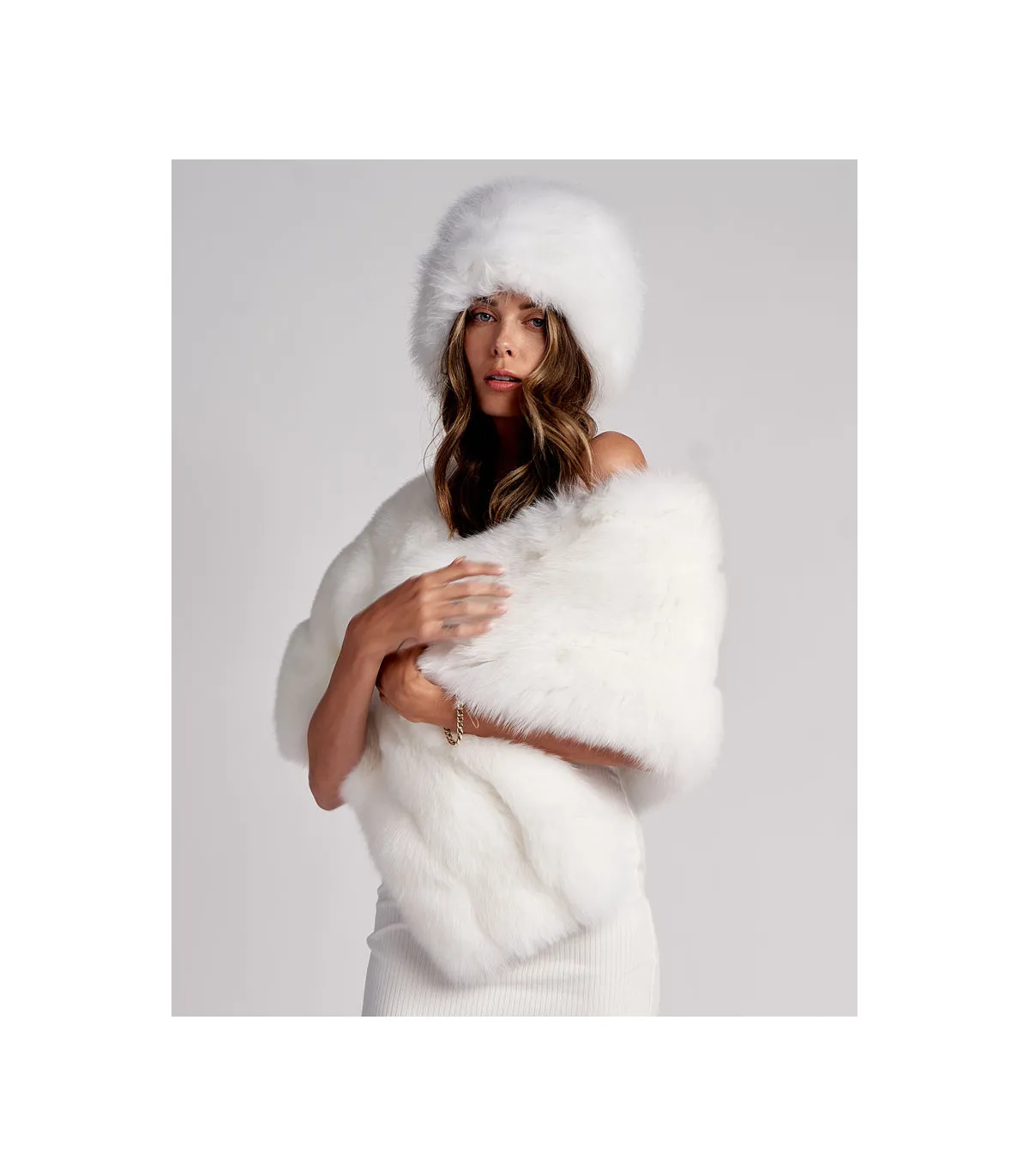 White Fox Fur Stole: FurHatWorld.com