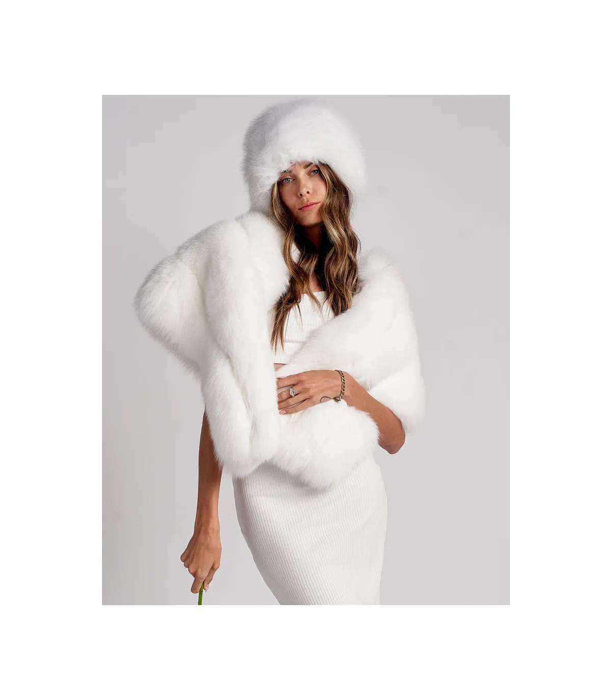 White Fox Fur Stole: FurHatWorld.com