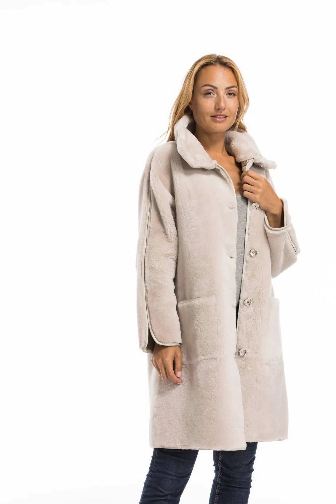 Women's beige sheepskin coat greta